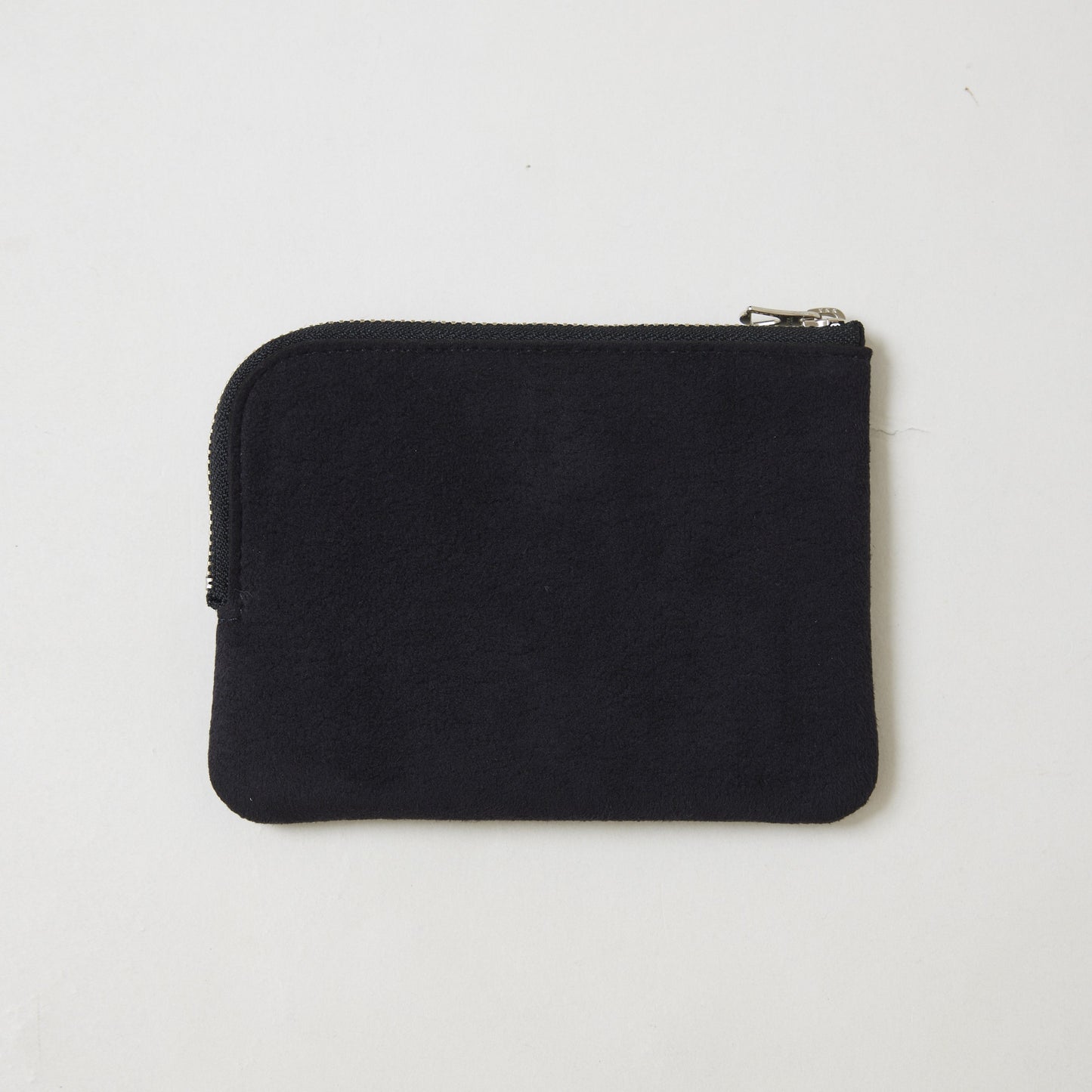 L-shaped zip pouch スモール Black