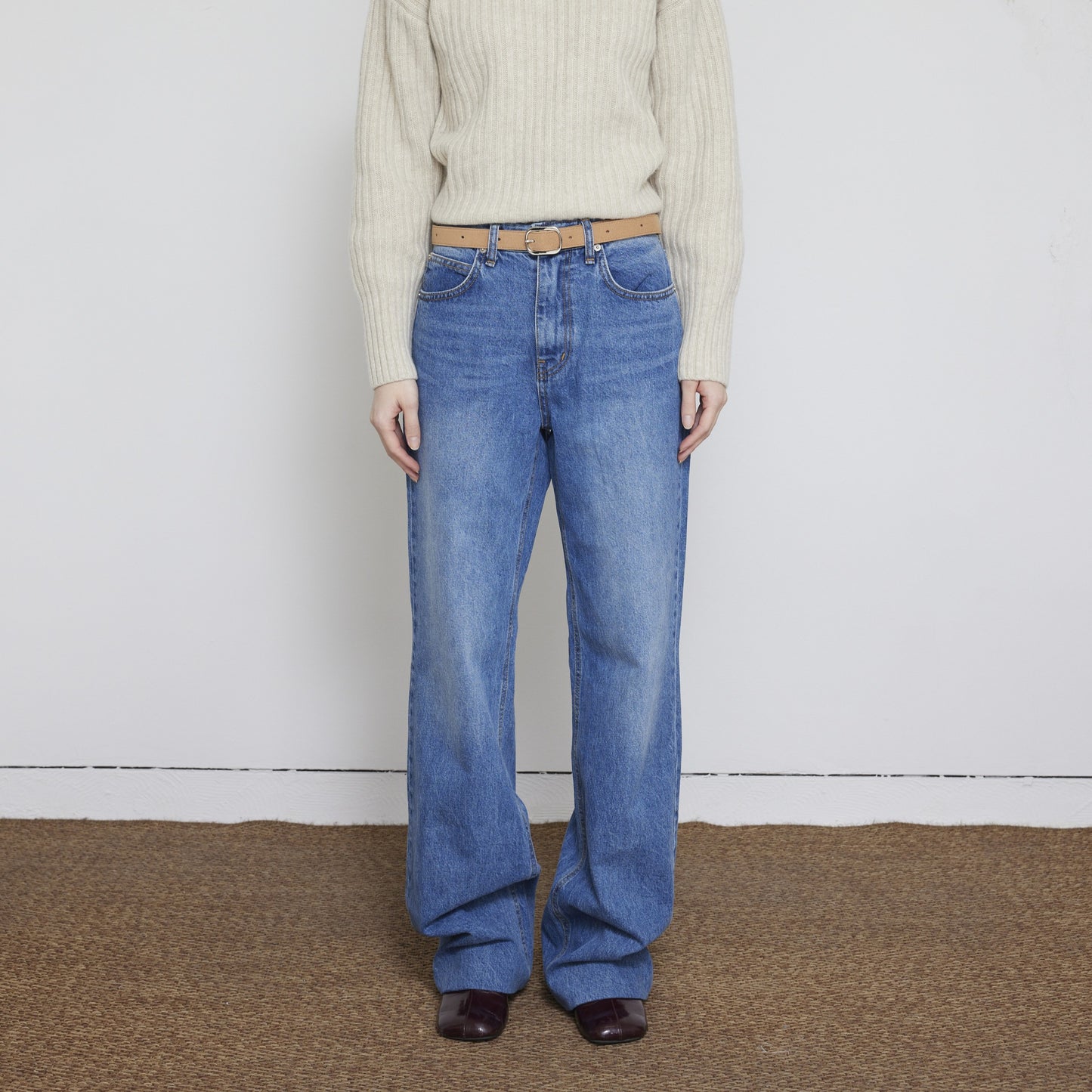 8 hole belt camel