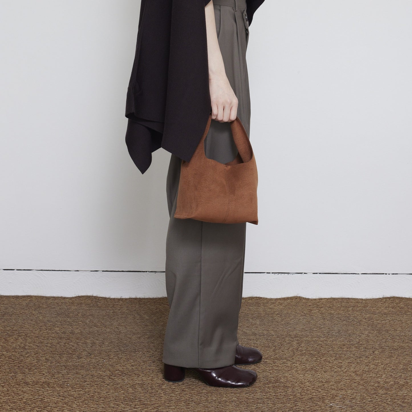 ANNIE almond