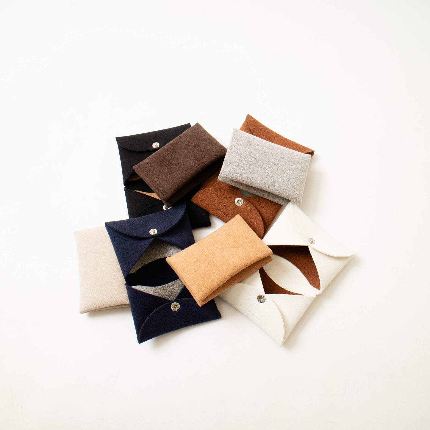 Card case off white