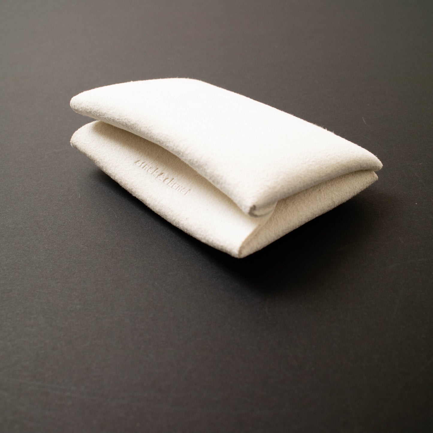 Card case off white