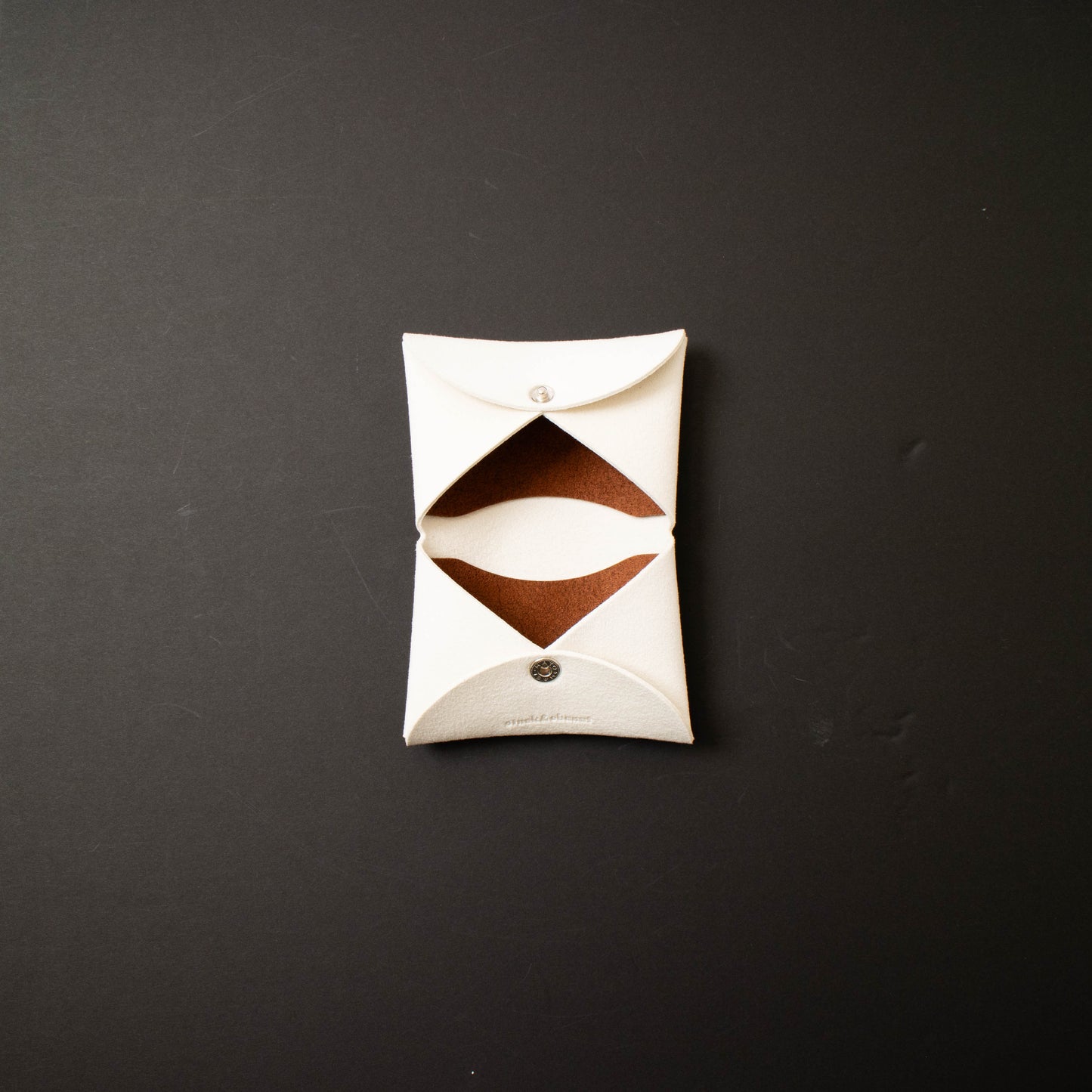 Card case off white