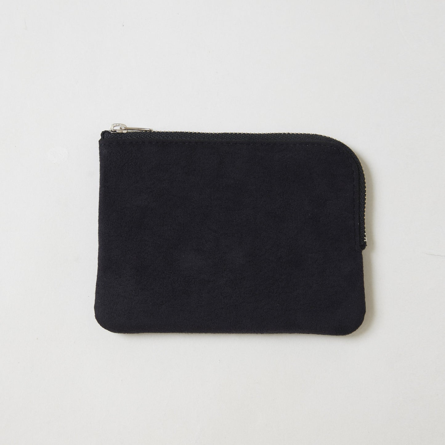 L-shaped zip pouch スモール Black