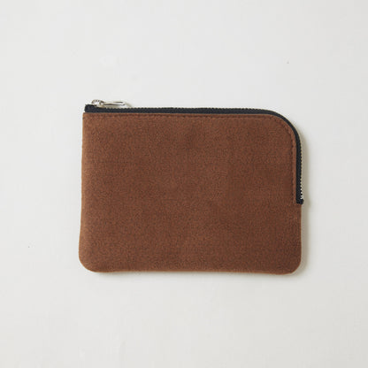 L-shaped zip pouch スモール almond