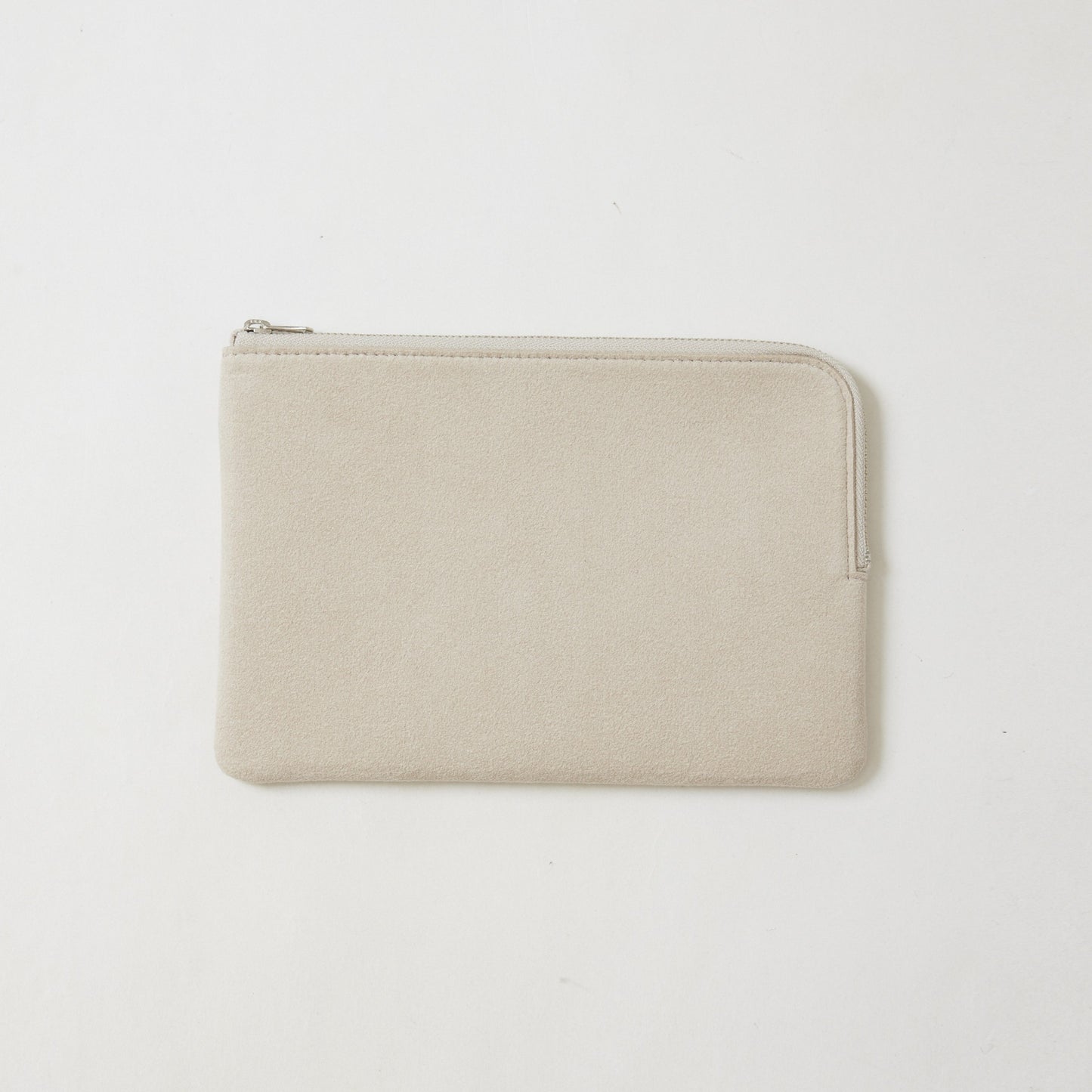 L-shaped zip pouch ミディアム Beige