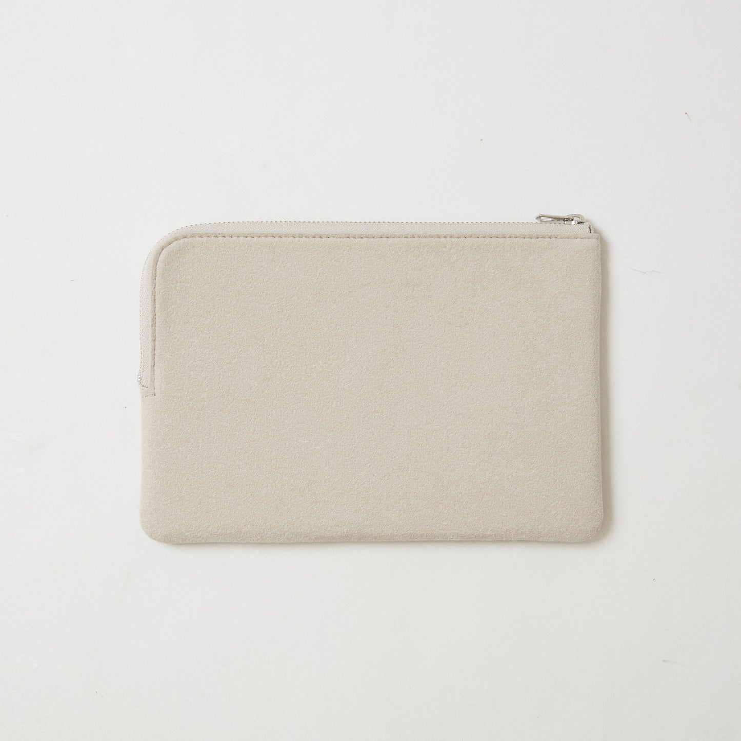 L-shaped zip pouch ミディアム Beige