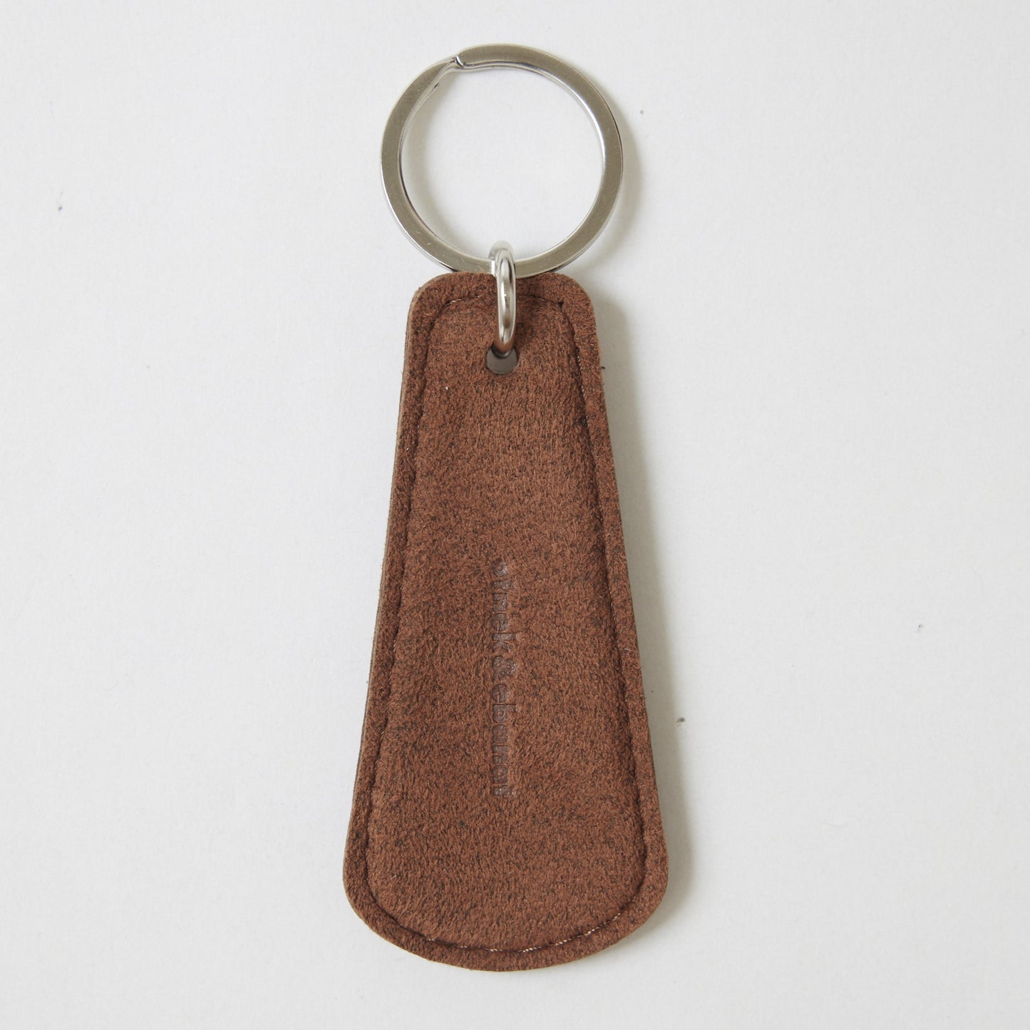 Shoehorn almond