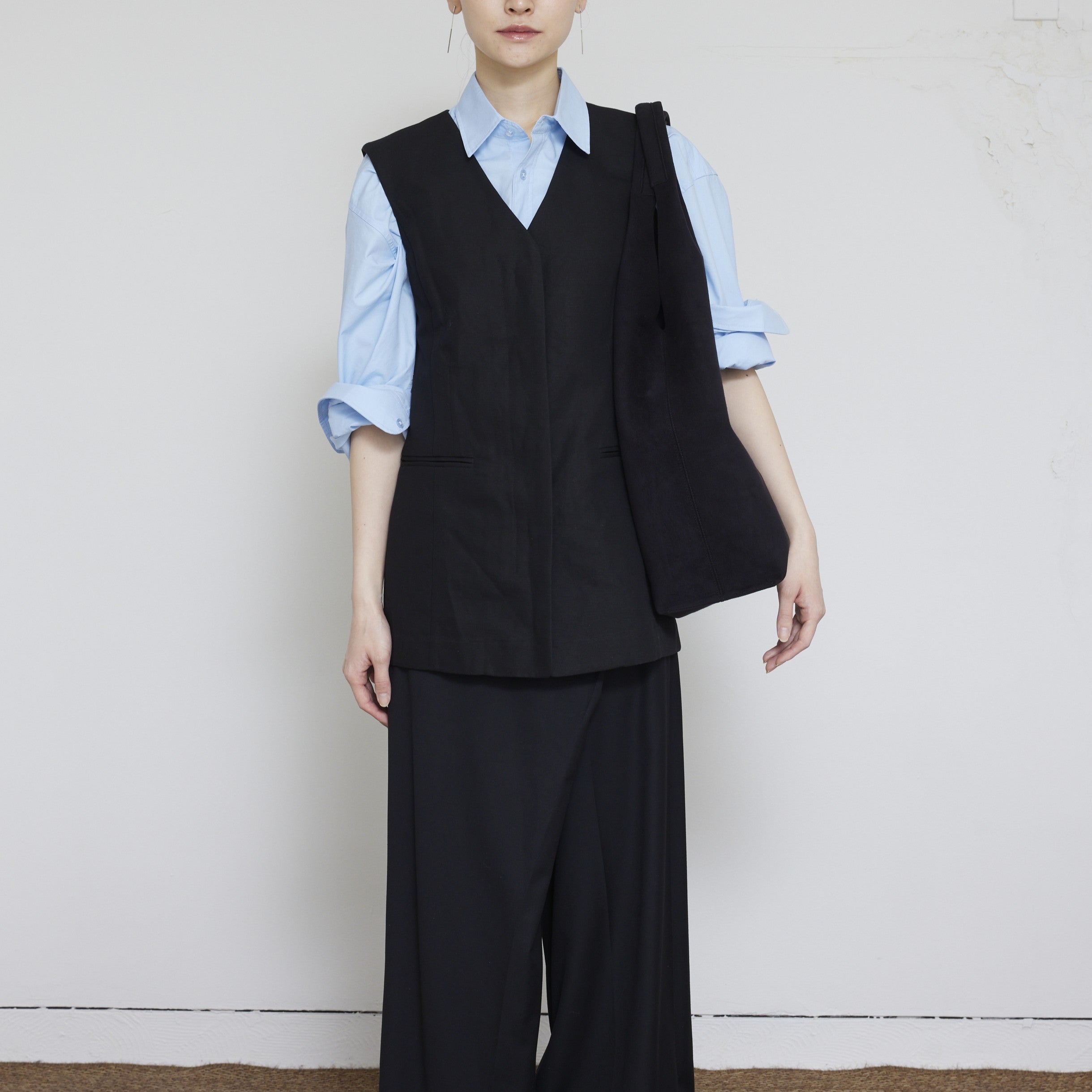 ANORA Black