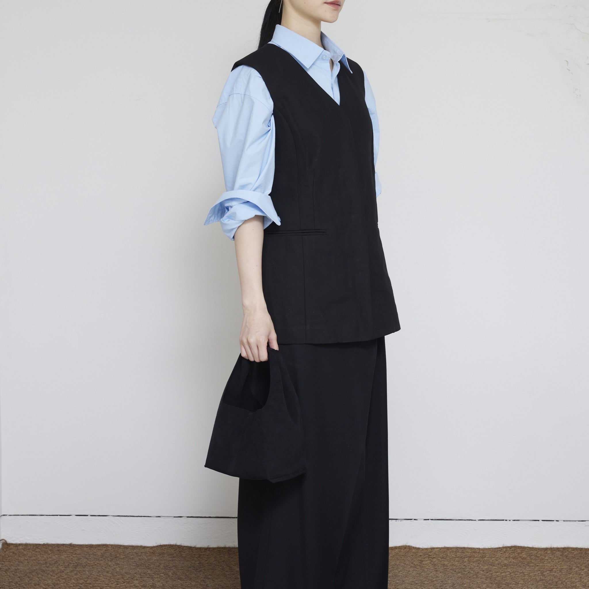 ANNIE Black