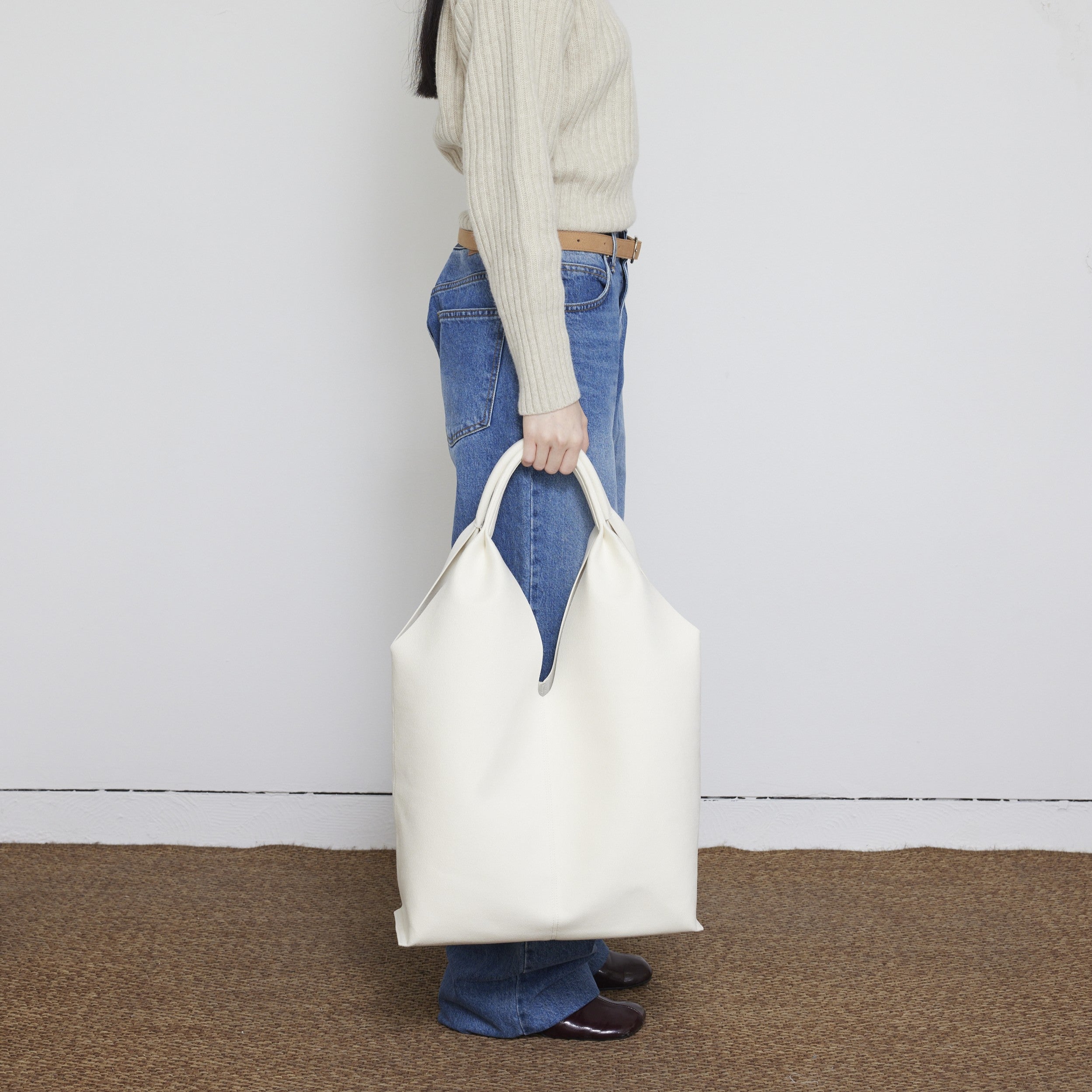 ANORA off white / アノーラ オフホワイト | otnek&ebanat