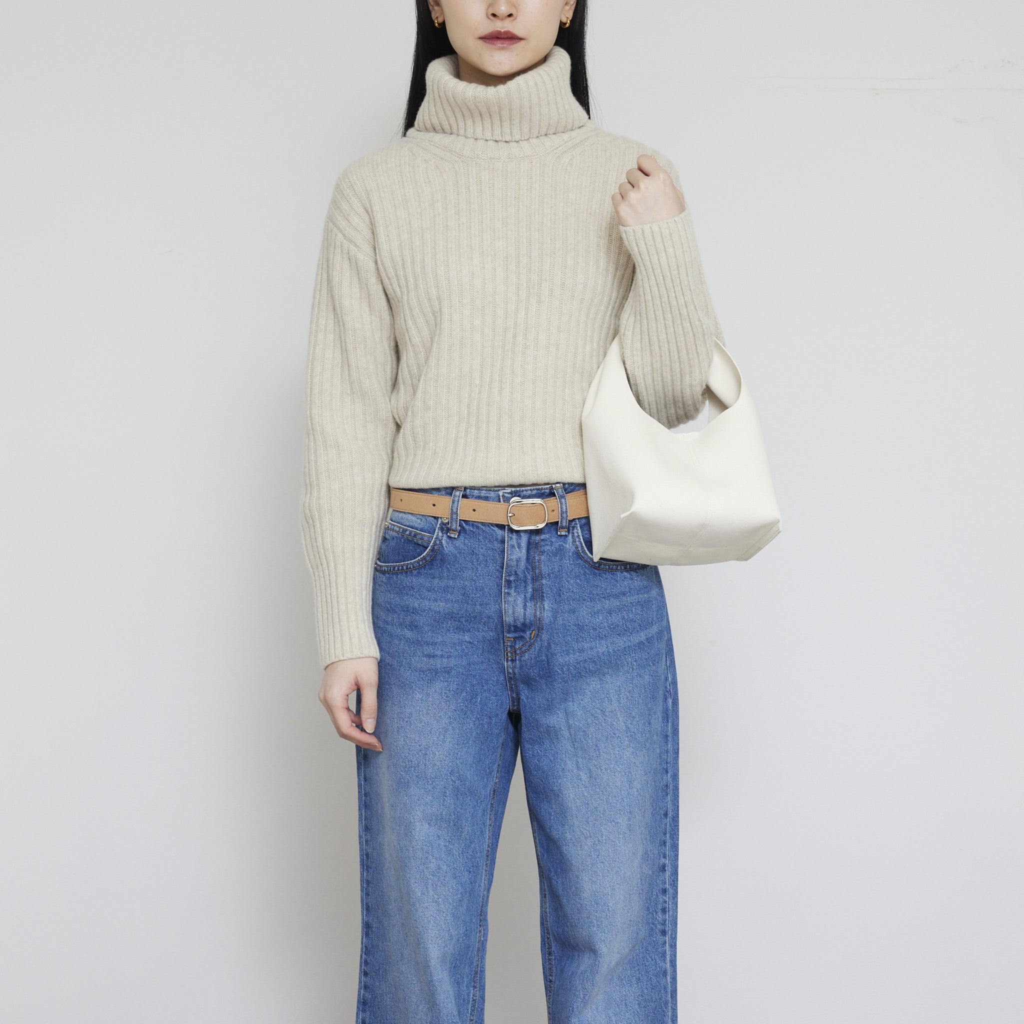 ANNIE off white