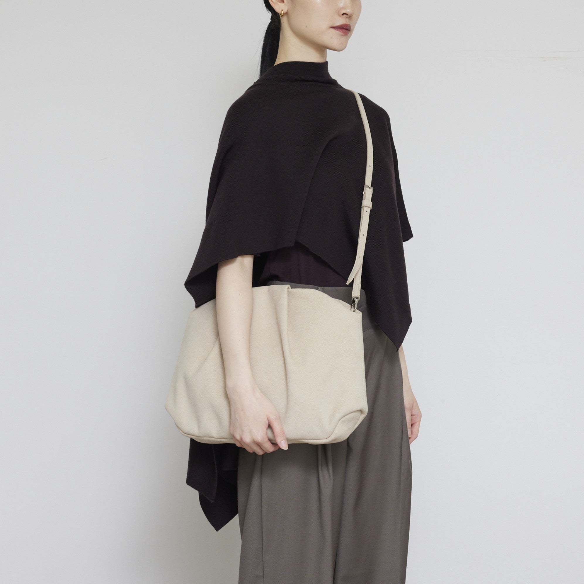 SUNA ラージ Beige