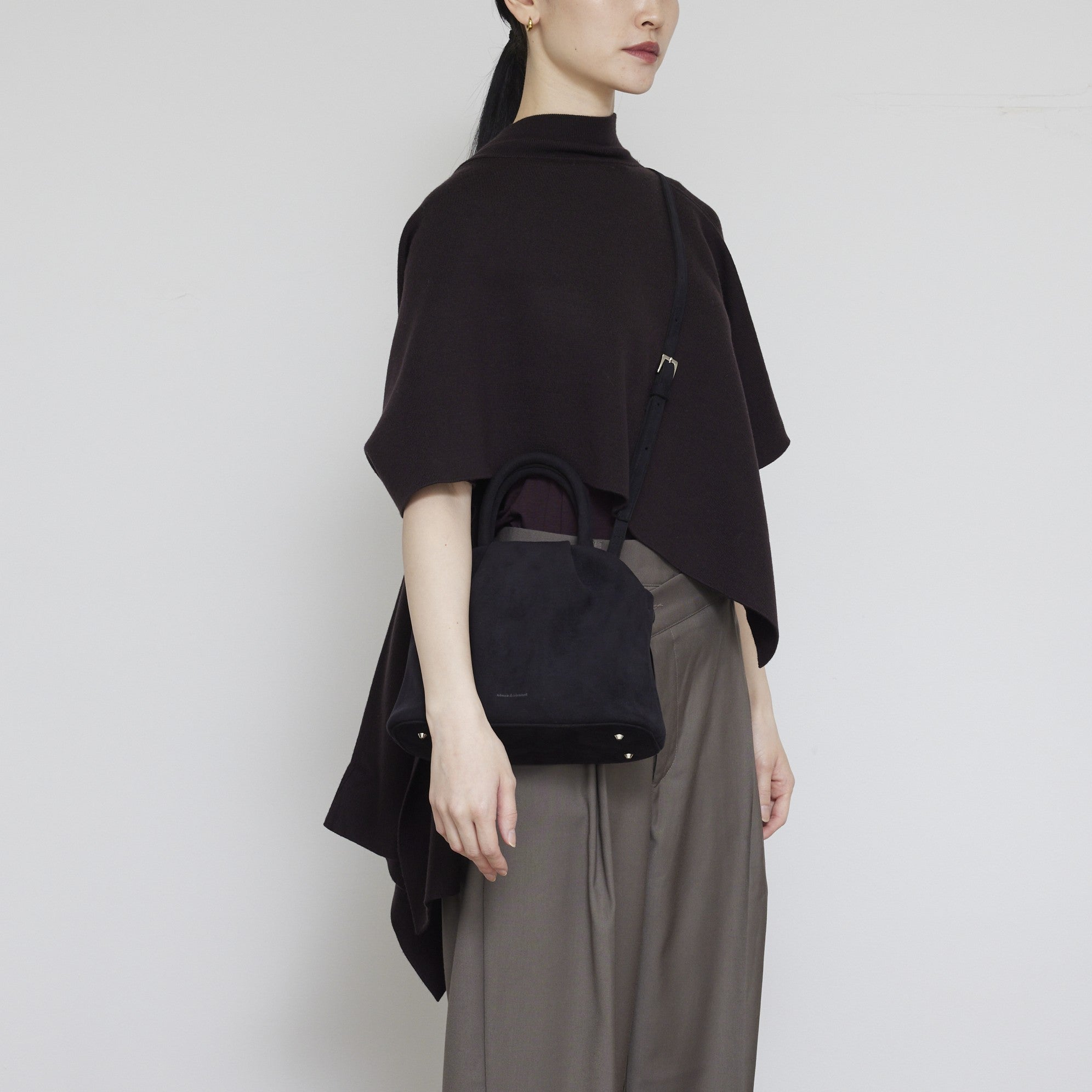 GOULT スモール Black