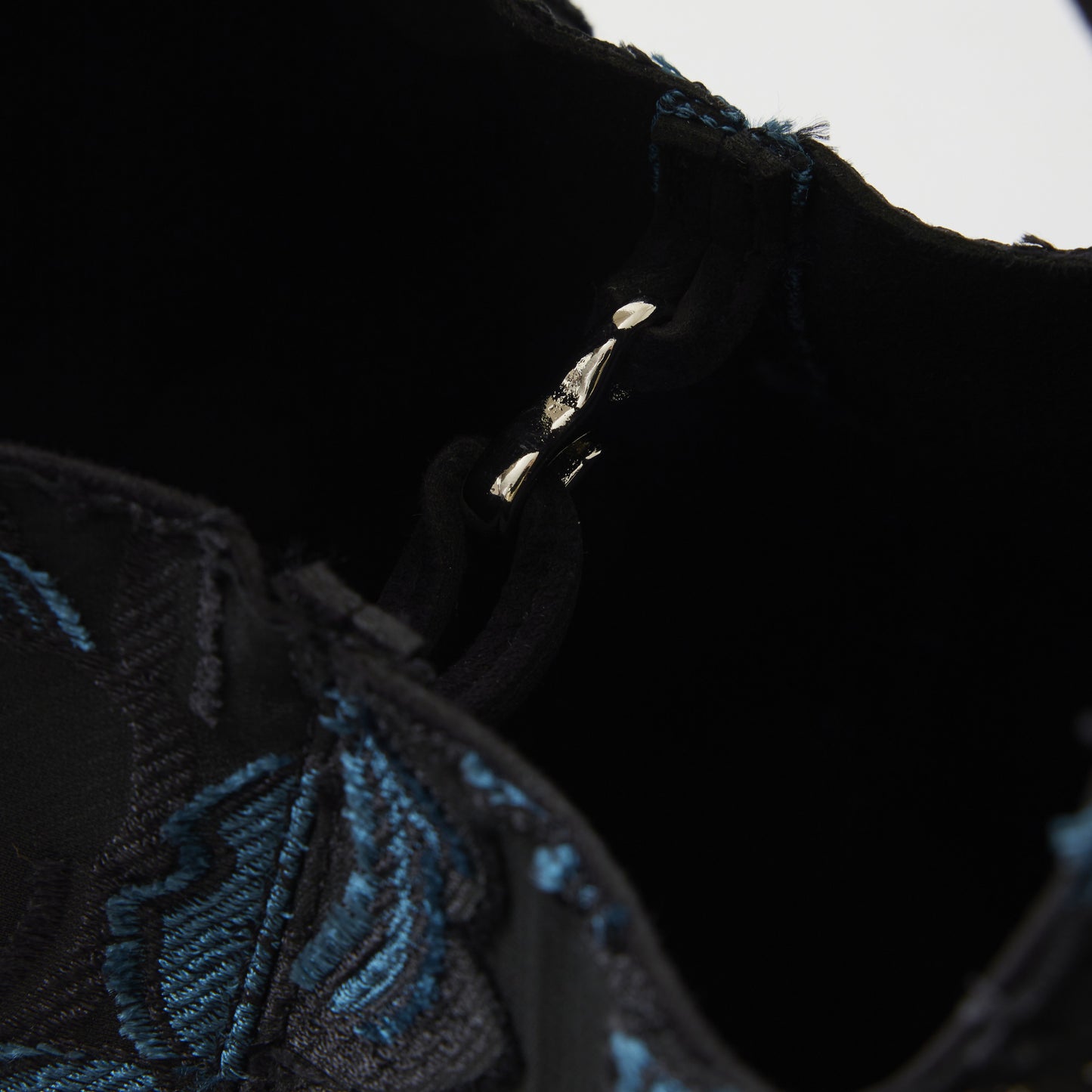 EBONY Collaboration ANNIE -Flower Cut Jacquard- black × blue