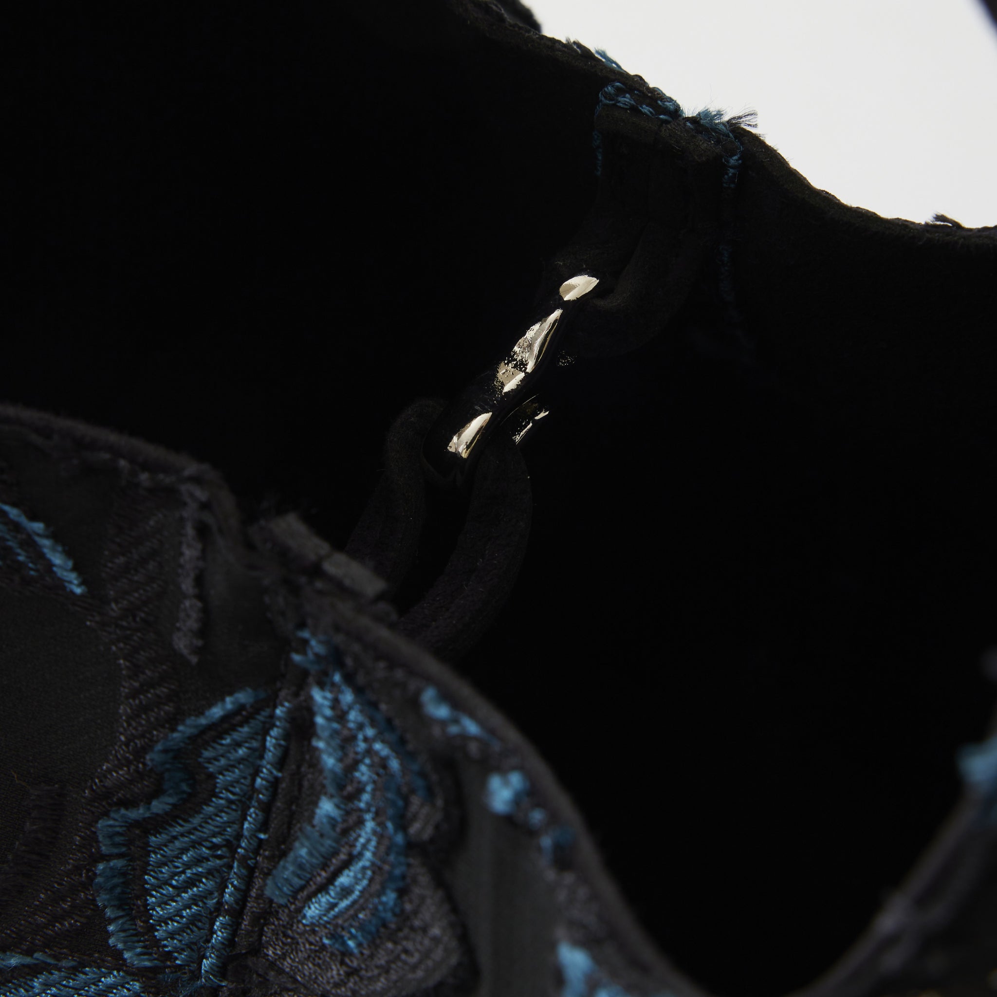 EBONY Collaboration ANNIE -Flower Cut Jacquard- black × blue