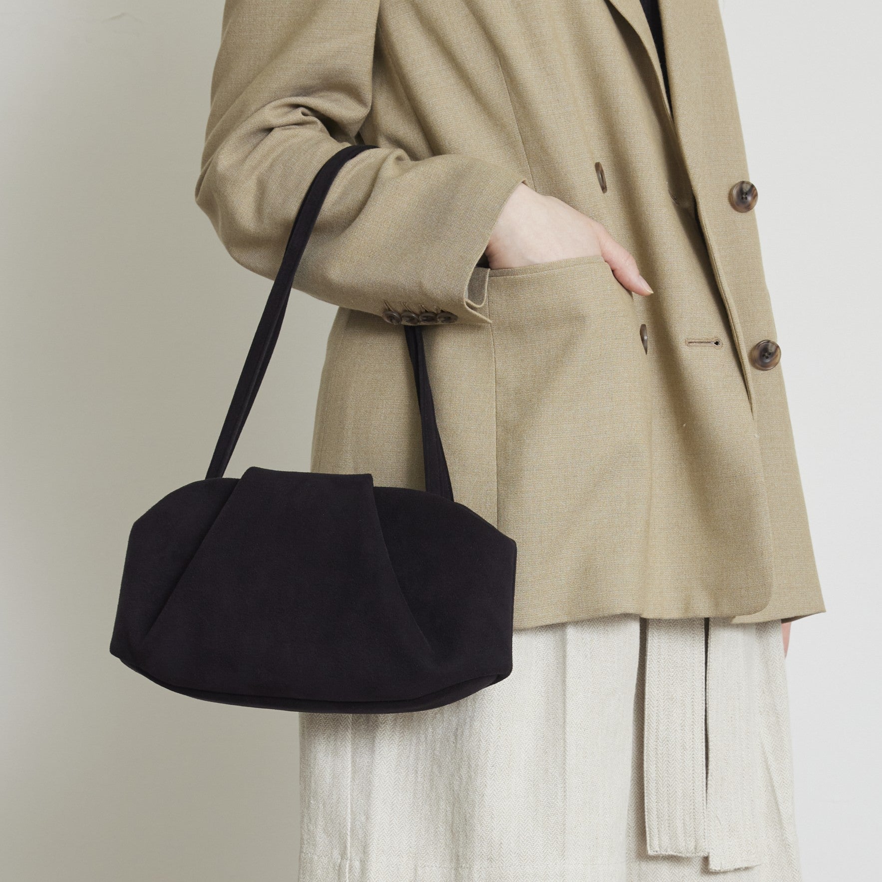 SUNA スモール Black