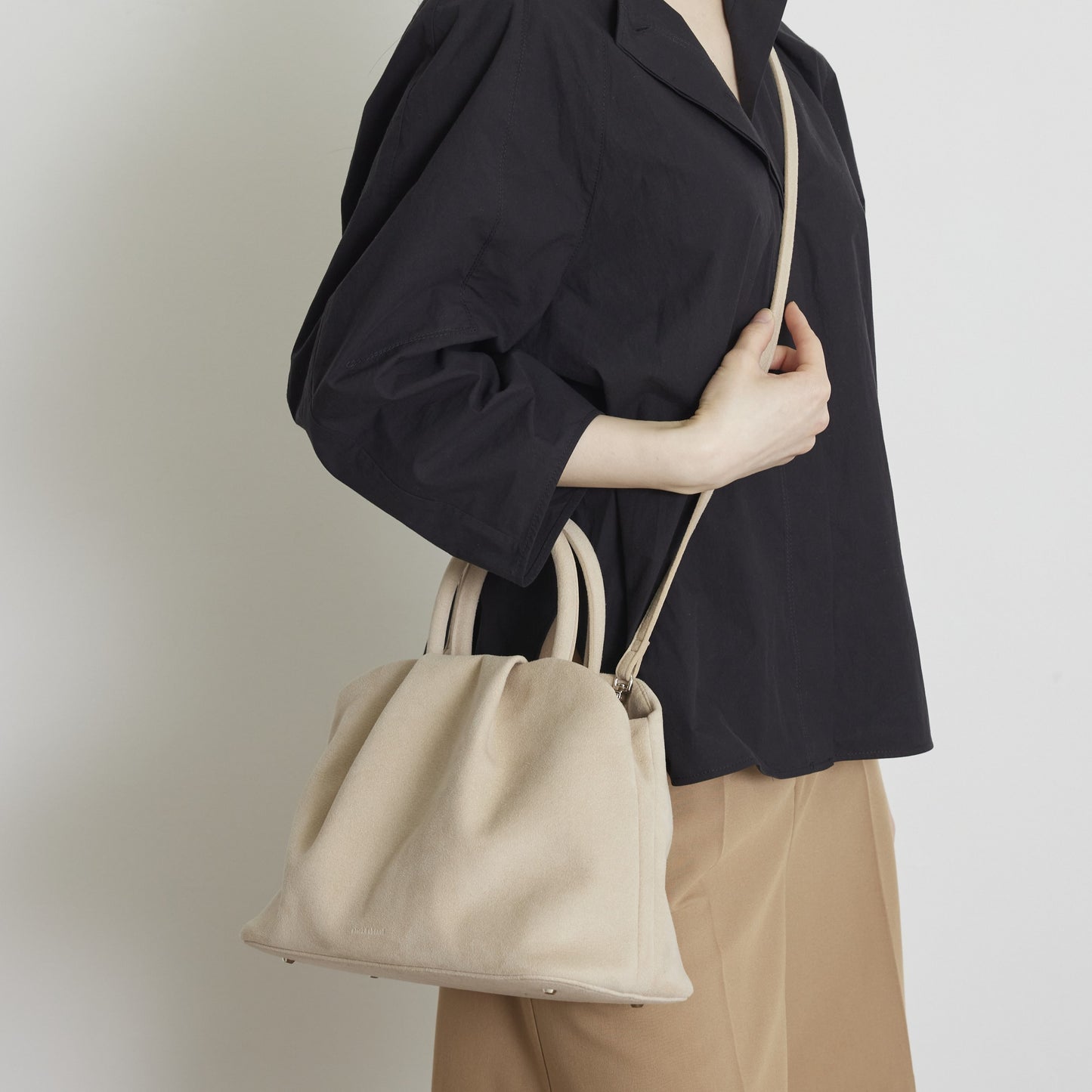 GOULT ミディアム Black