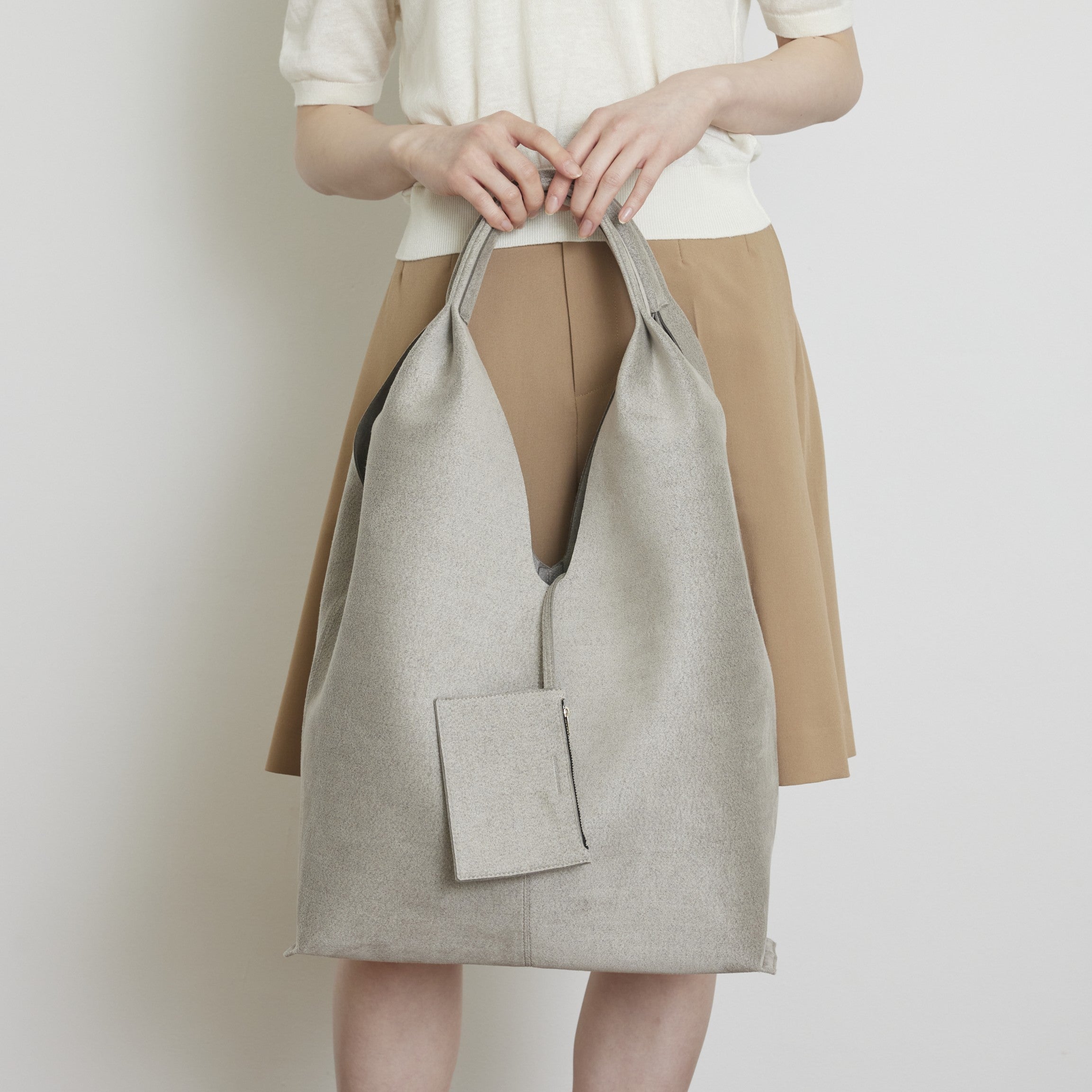 ANORA mixgray