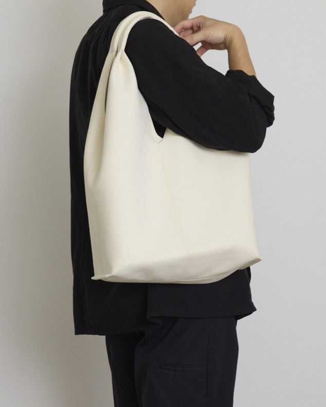 ANORA off white