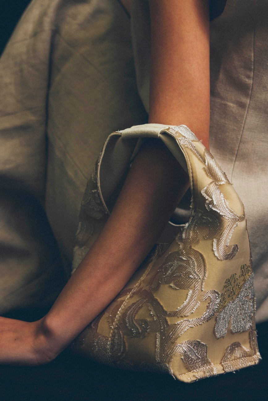 EBONY Collaboration ANNIE -Flower Cut Jacquard- beige × white