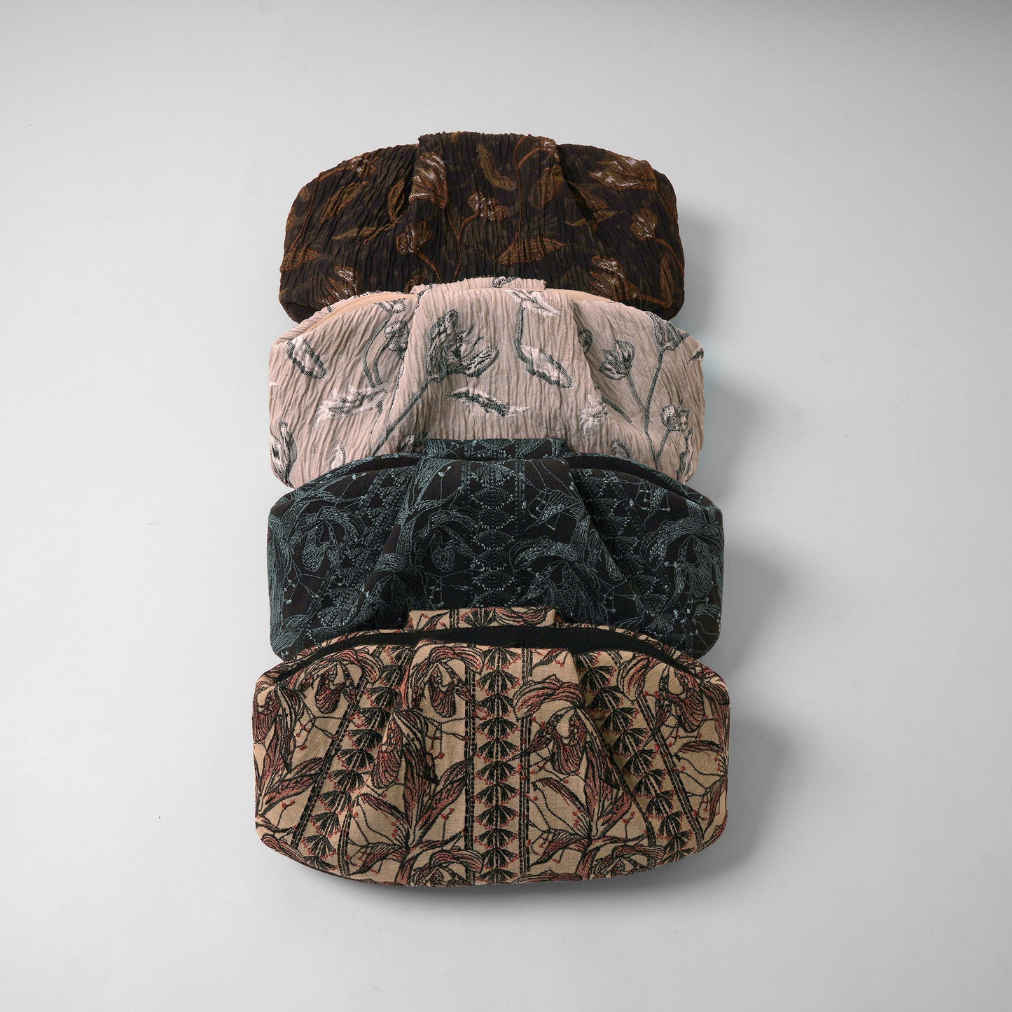 SUNA small Layered Motif Jacquard black