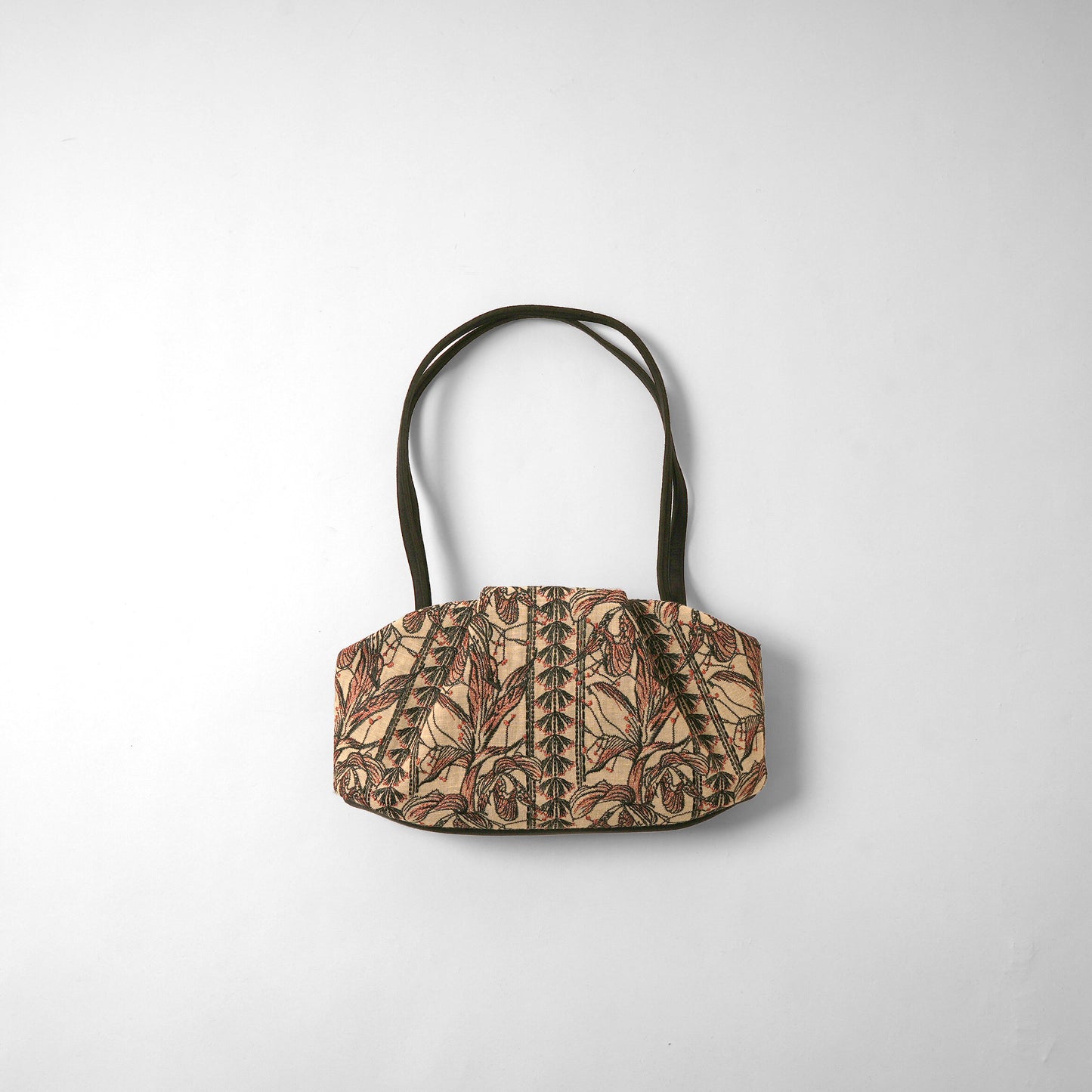 SUNA small Flower Embroidery camel × black