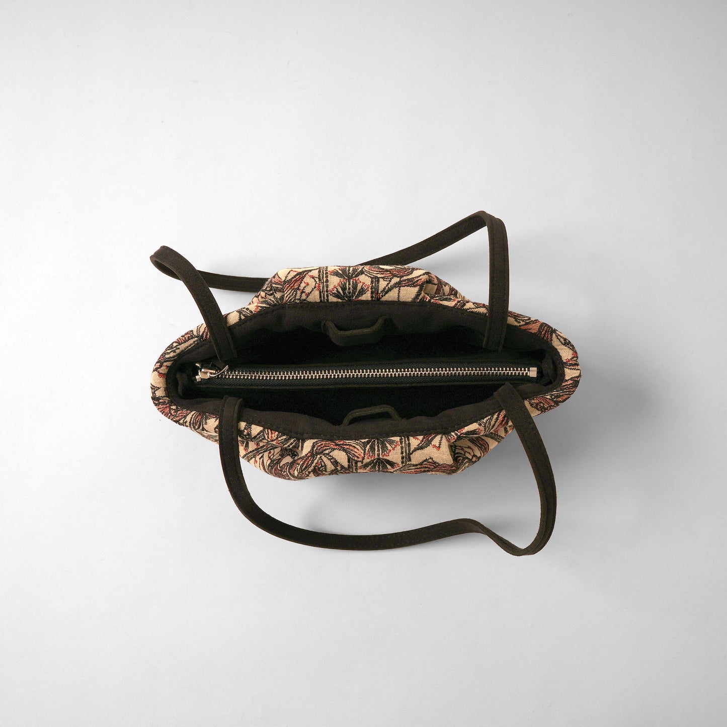 SUNA small Flower Embroidery camel × black