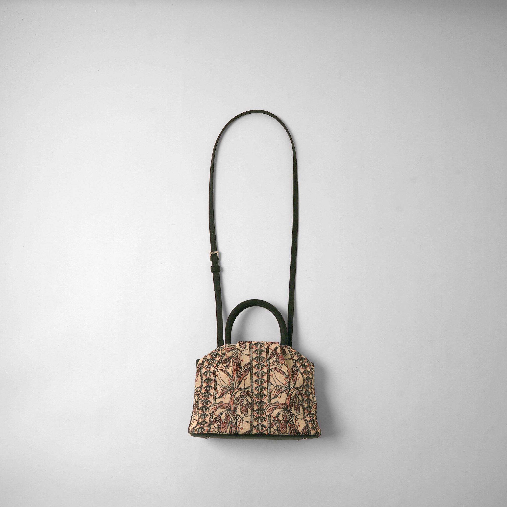 GOULT スモール Flower Embroidery camel × black